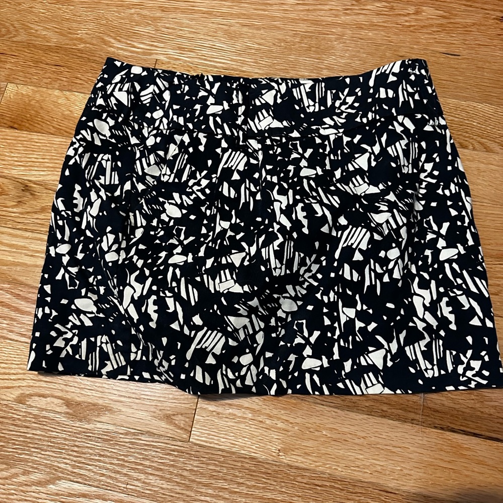 Abstract mini skirt